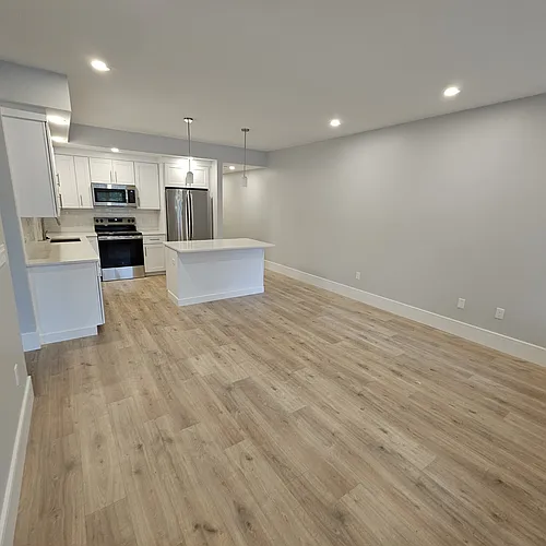 124 Kenrick St #3 Photo 1