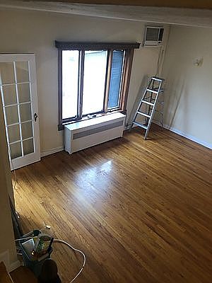 4th image of 20-32 43rd St