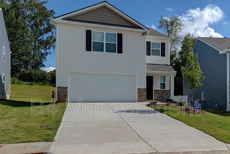 3 bed, 2.5 bath, 1749 sqft, $2,250 — Photo 3