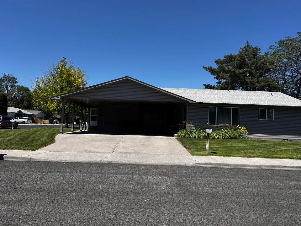 1st image of 306 Ridgeway Dr #A