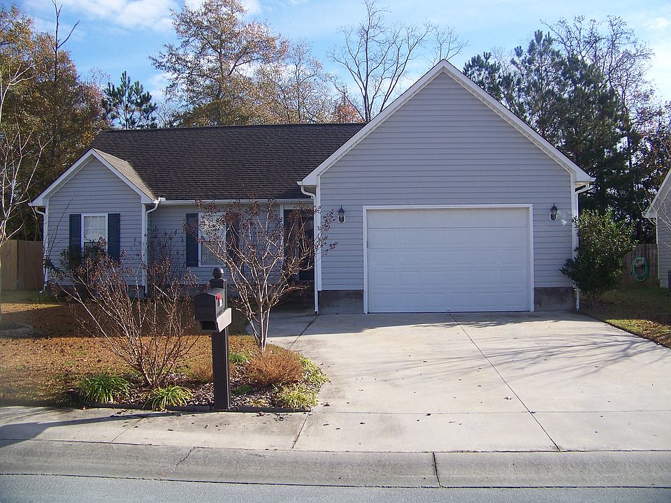 1st image of 113 S Park Ln