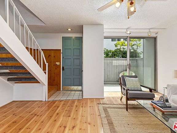 4th image of 5815 Doverwood Dr Unit 32