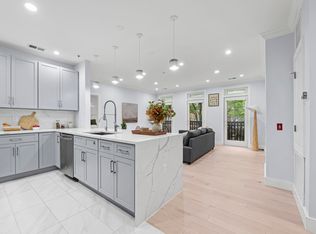126 Dudley St APT 217, Jersey City, NJ 07302