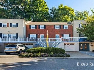 16 Jarvis Ct, Pittsburgh, PA 15237