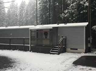 1621 Frontier Valley Ln, Maple Falls, WA 98266