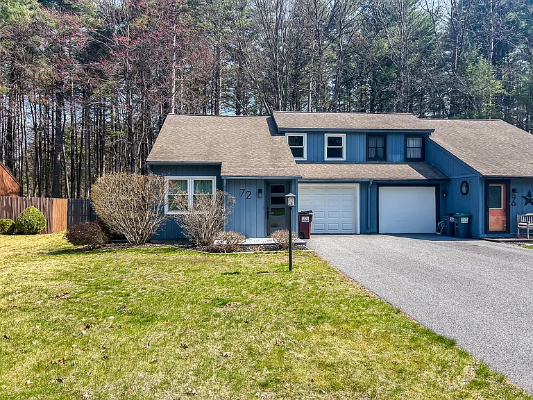 72 Pepperbush Pl — Photo 2