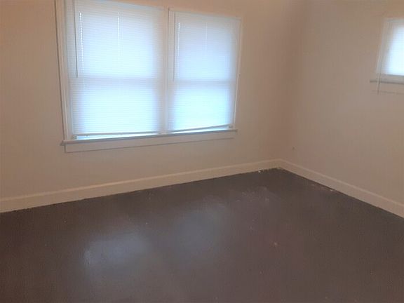 5th image of 927 N Dequincy St