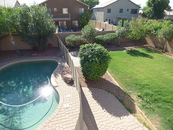 5th image of 8151 W Hilton Ave