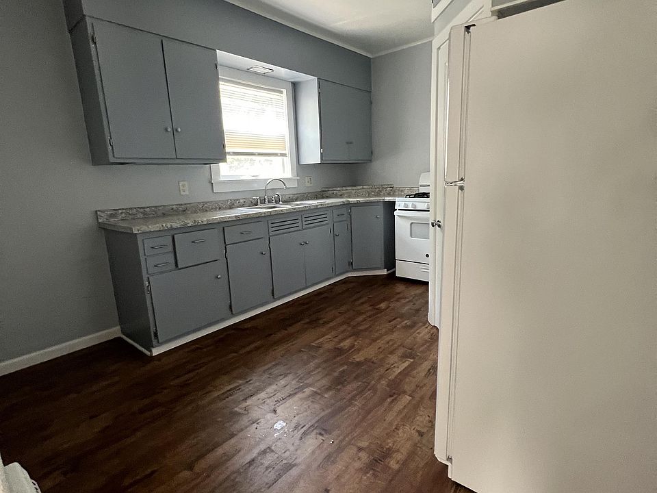 2nd image of 1707 Jefferson St #1