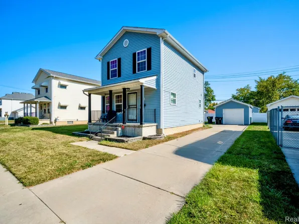 3686 Wayburn St, Detroit, MI 48224