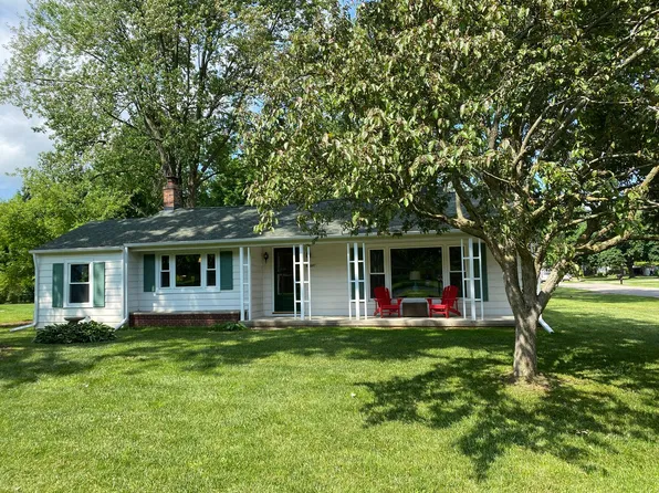 73837 Floral St, Armada, MI 48005