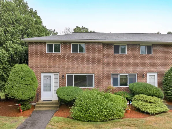 1 Oakridge Drive #1, Londonderry, NH 03053