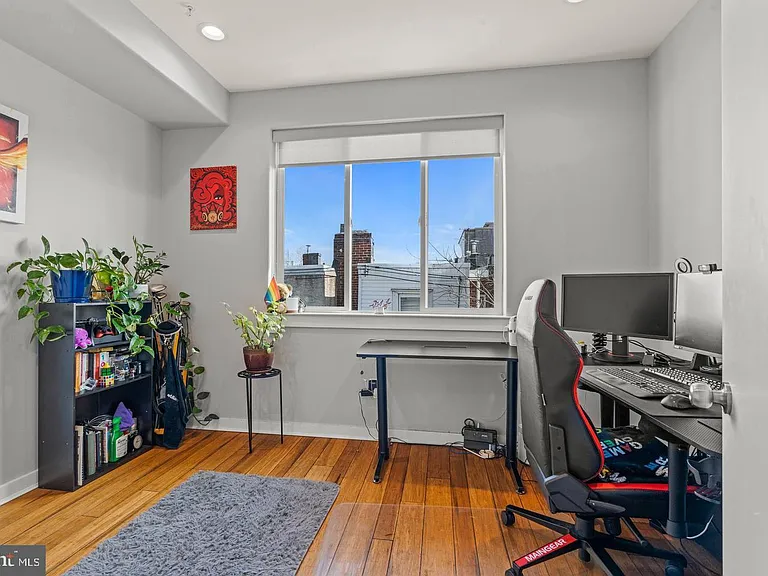 1751 S Taylor St — Photo 13