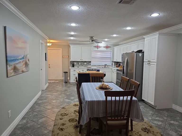 5 Black Cherry Dr — Photo 3
