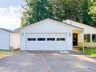 39905 Hall Ct, Sandy, OR, 97055