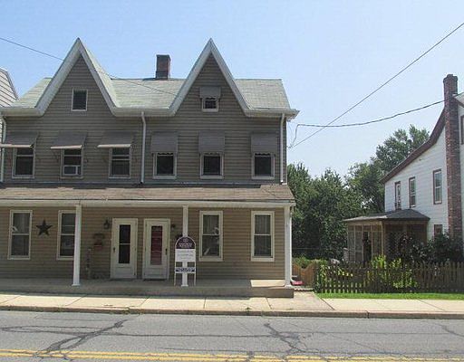 2nd image of 224 N Berne St