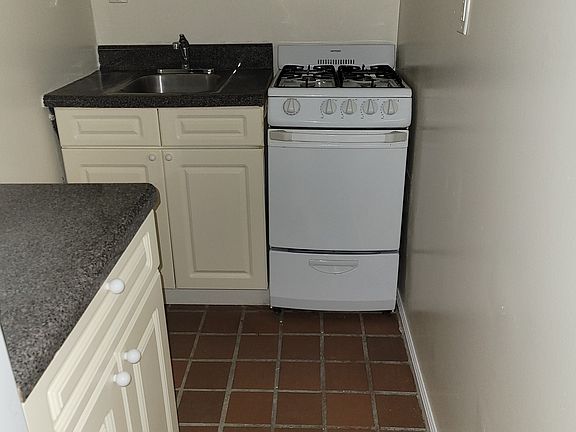4th image of 1729 1st Ave APT 4G