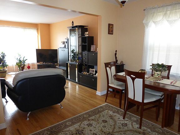 3rd image of 3523 N Nora Ave
