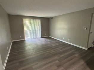 1031-11 S Brookside Ave, Independence, MO 64053