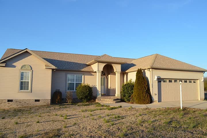1st image of 114 Mallory Ln
