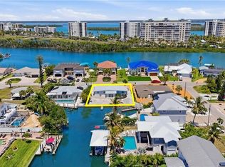 8336 Lagoon Rd, Fort Myers Beach, FL 33931