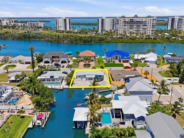8336 Lagoon RD, FORT MYERS BEACH, FL 33931