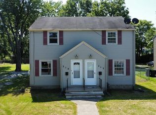 210 High St, Elyria, OH 44035