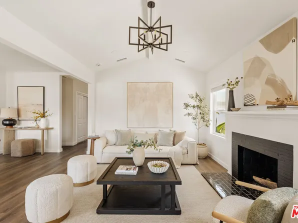 8421 Airlane Ave, Los Angeles, CA 90045
