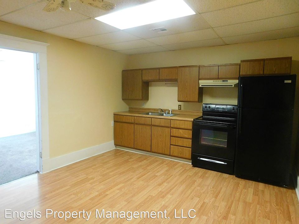1st image of 106 W 6th Ave #303