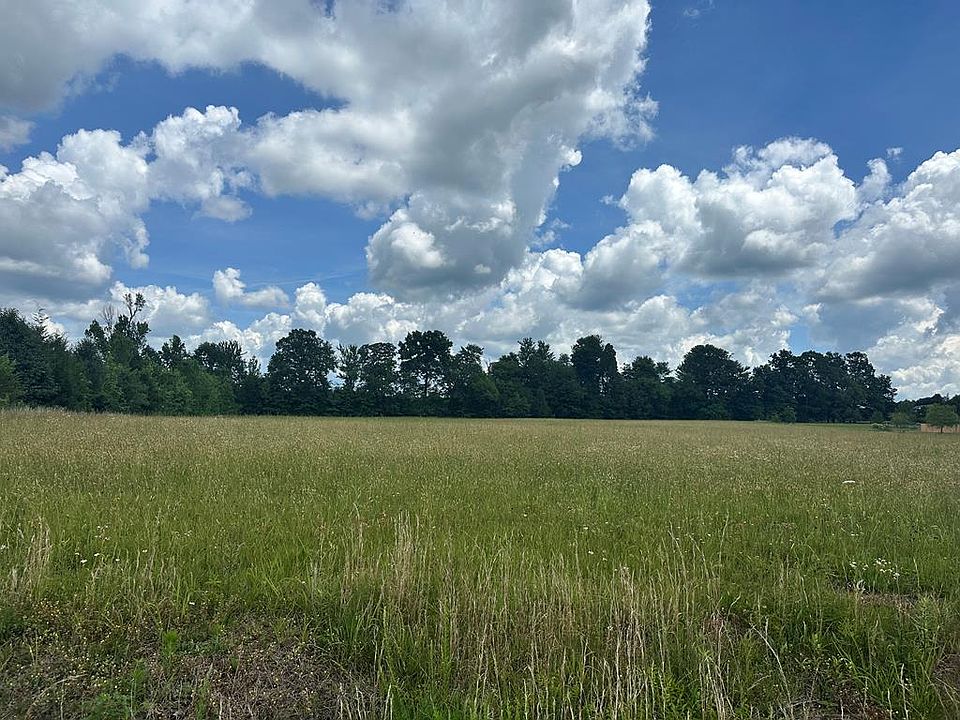 1st image of 301 Rolling Meadows Ln