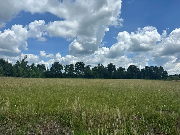 301 Rolling Meadows Ln, Rickman, TN 38580