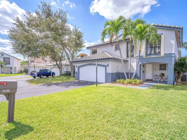6221 Manchester Ln, Davie, FL 33331
