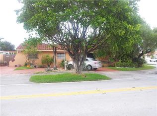 10701 SW 28th St, Miami, FL 33165