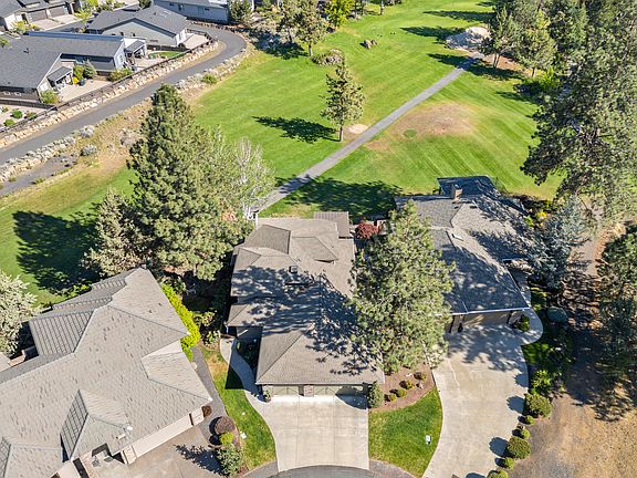 5th image of 2620 Golf Course Dr