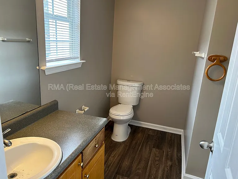 1840 Carrington Dr — Photo 10