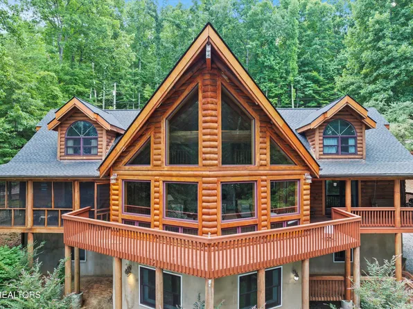 1981 Cove Pointe Rd, La Follette, TN 37766