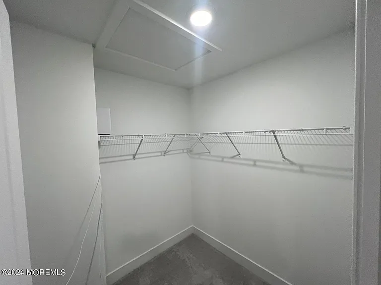 35 Crimson Dr — Photo 25