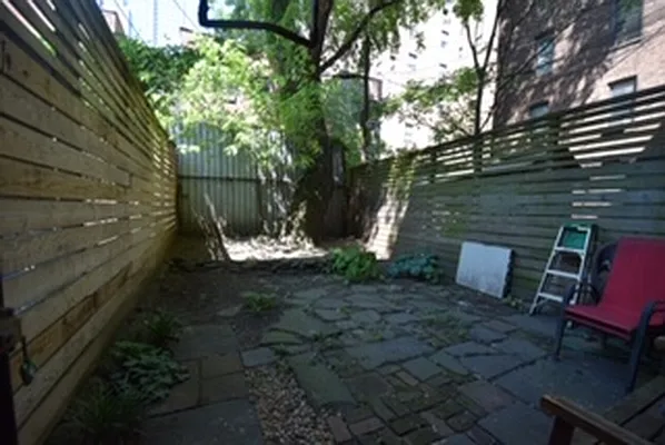 Rented by Douglas Elliman | media 23