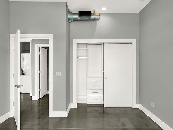 5th image of 240-250 2nd St SW #240-201