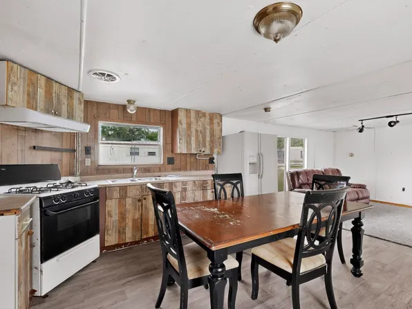 406 Debbie St, Little Elm, TX 75068