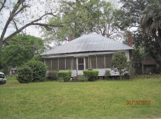 910 E Hill St, Quitman, GA 31643