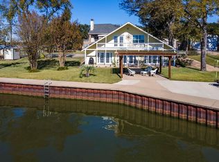 239 Loon Bay Dr, Gun Barrel City, TX 75156