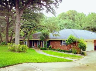 4101 Linkwood Dr, Euless, TX 76040