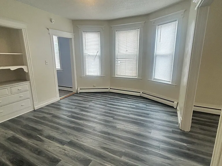 34 Barker St #1 — Photo 6