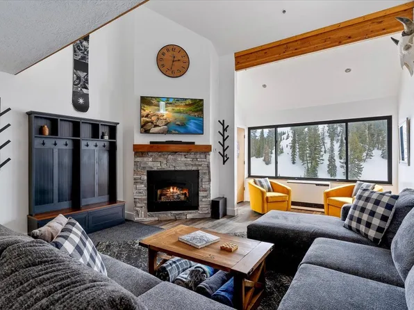 6560 N Wolf Creek Dr #2D, Eden, UT 84310