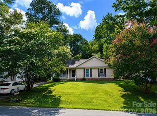 10120 Rockwood Rd, Charlotte, NC 28215