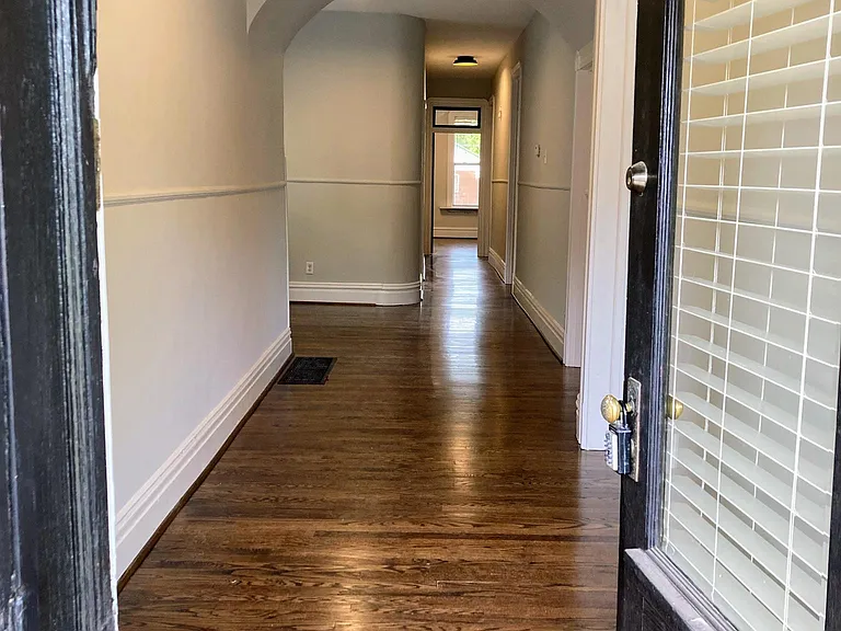 4347 Maryland Ave — Photo 2
