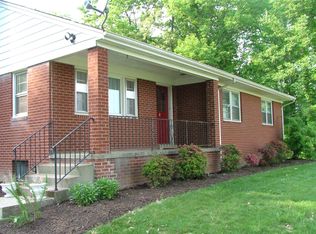 11704 Aden Rd, Nokesville, VA 20181