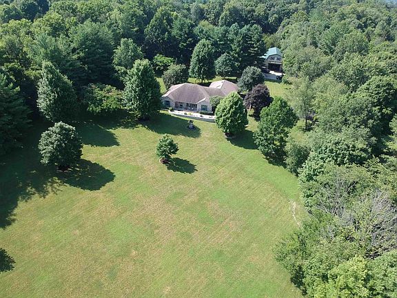 2nd image of 7078 S Private Road Royal Springs Dr