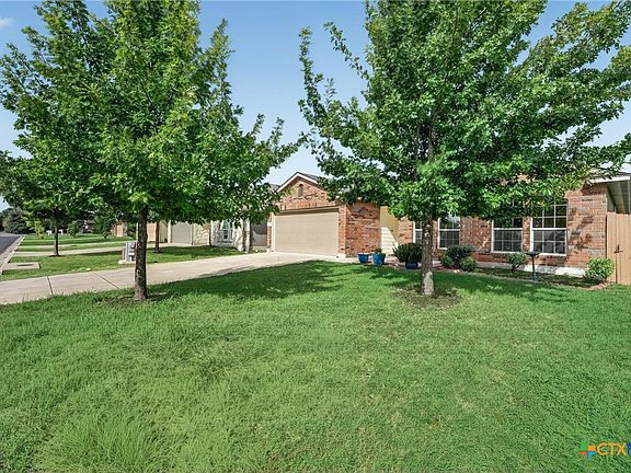 4th image of 351 Foster Ln